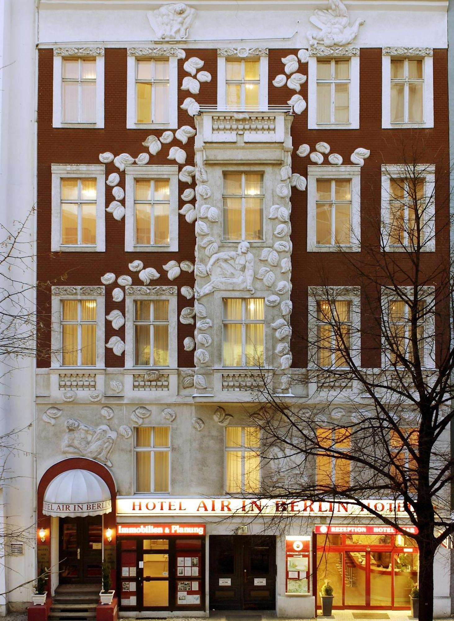 Air In Berlin Hotel Exterior photo