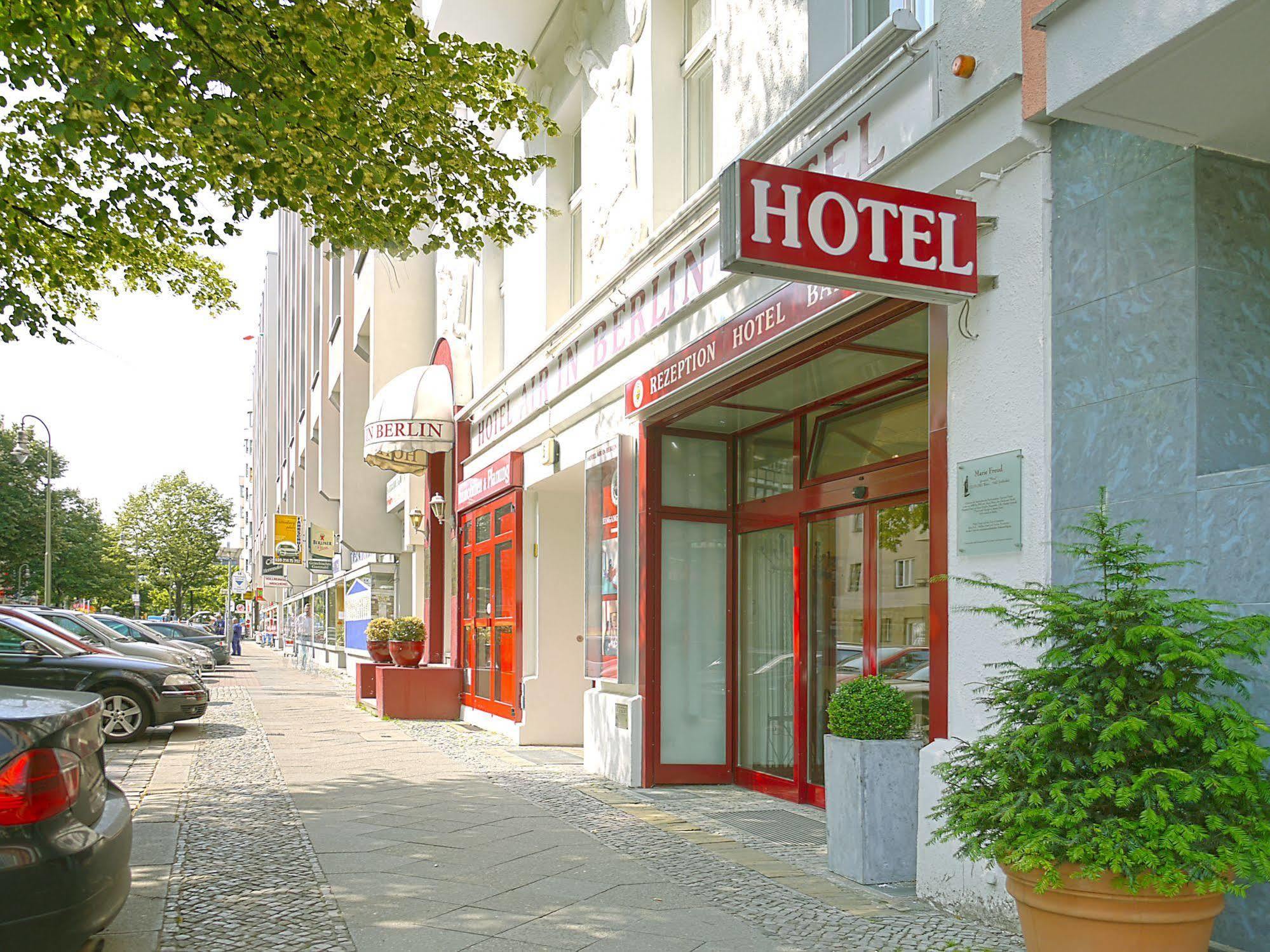 Air In Berlin Hotel Exterior photo